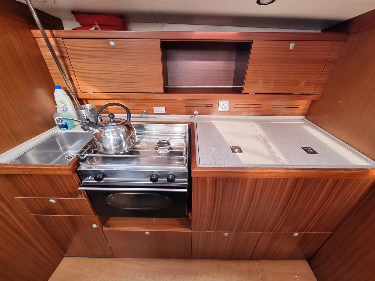Delphia 40.3 (Madera)  - 12