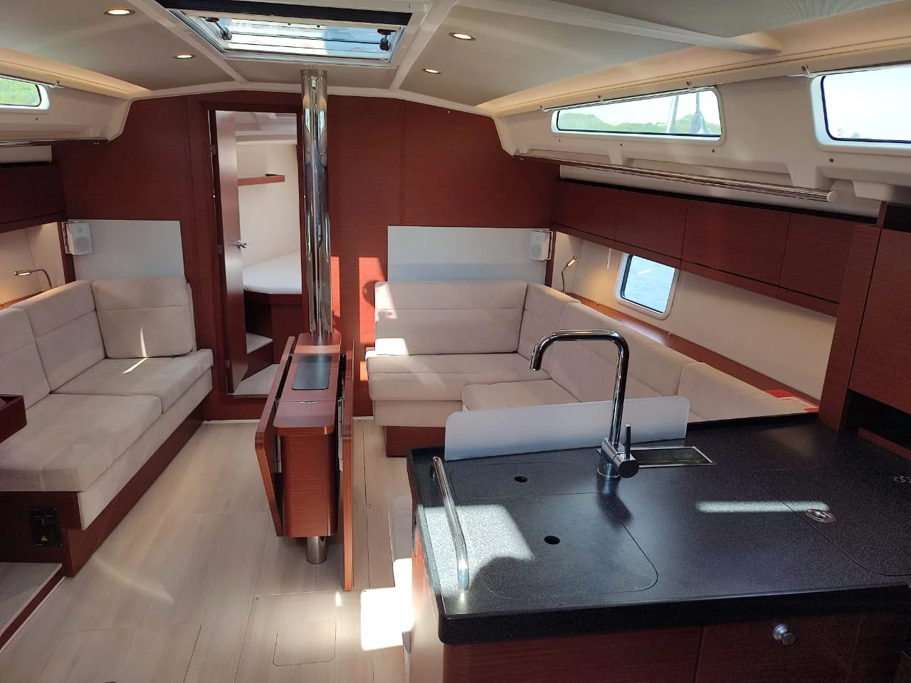 Hanse 418 (Alexa) Interior image - 14