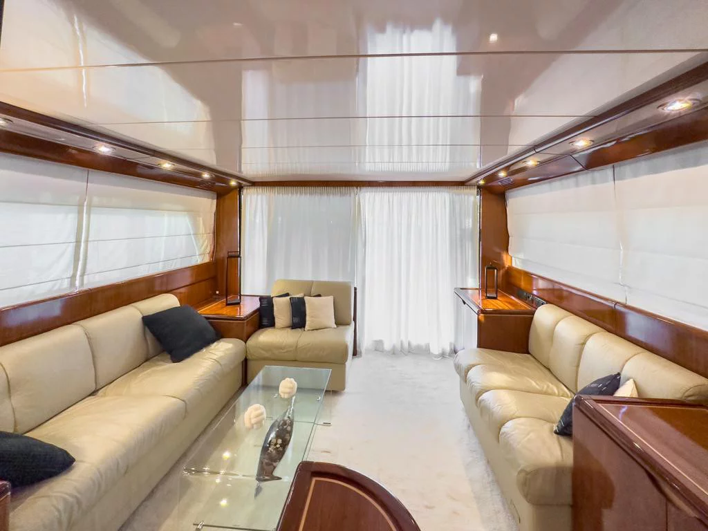San Lorenzo 62 (Sense) Interior image - 1