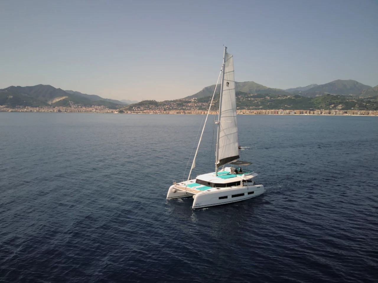 Dufour Catamaran 48 5c+5h (FUTURA) Main image - 0