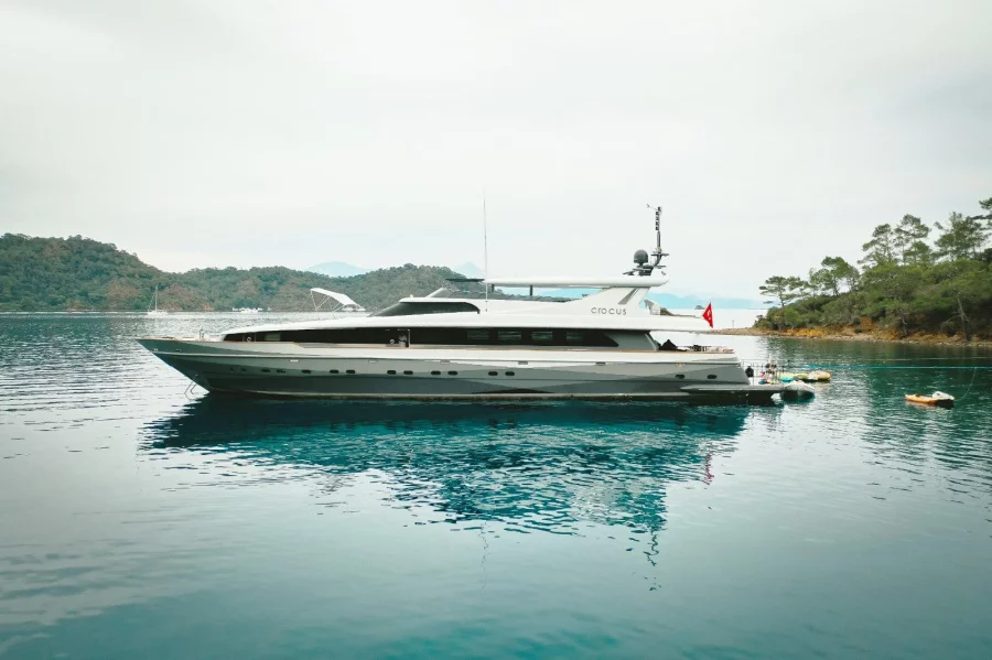 42 M Motor Yacht Crocus (CROCUS)  - 5
