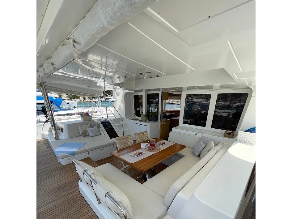 Lagoon 52F (DISCOVERY I) Interior image - 42