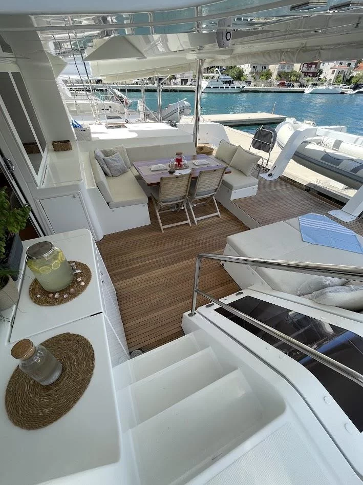 Lagoon 52F (DISCOVERY I)  - 5