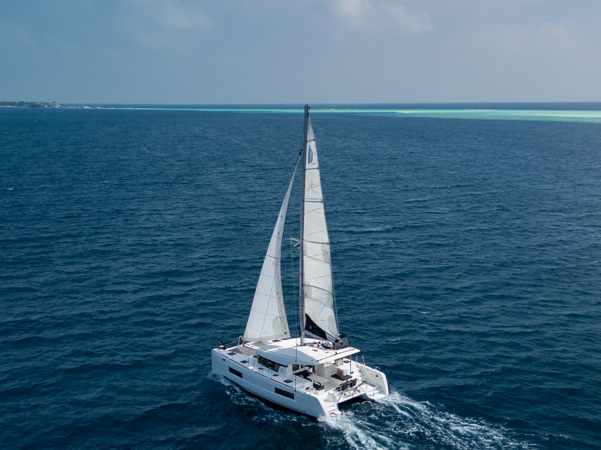 Photo #1 - Lagoon 40 (Sail La Vie) in Male - 22046