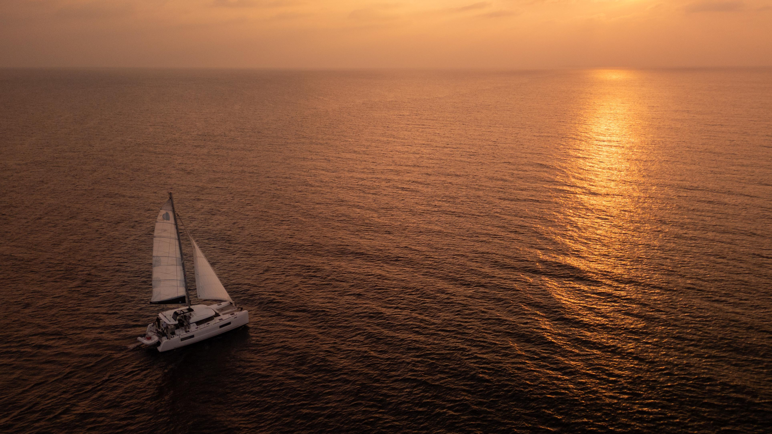 Photo #2 - Lagoon 40 (Sail La Vie) in Male - 22046