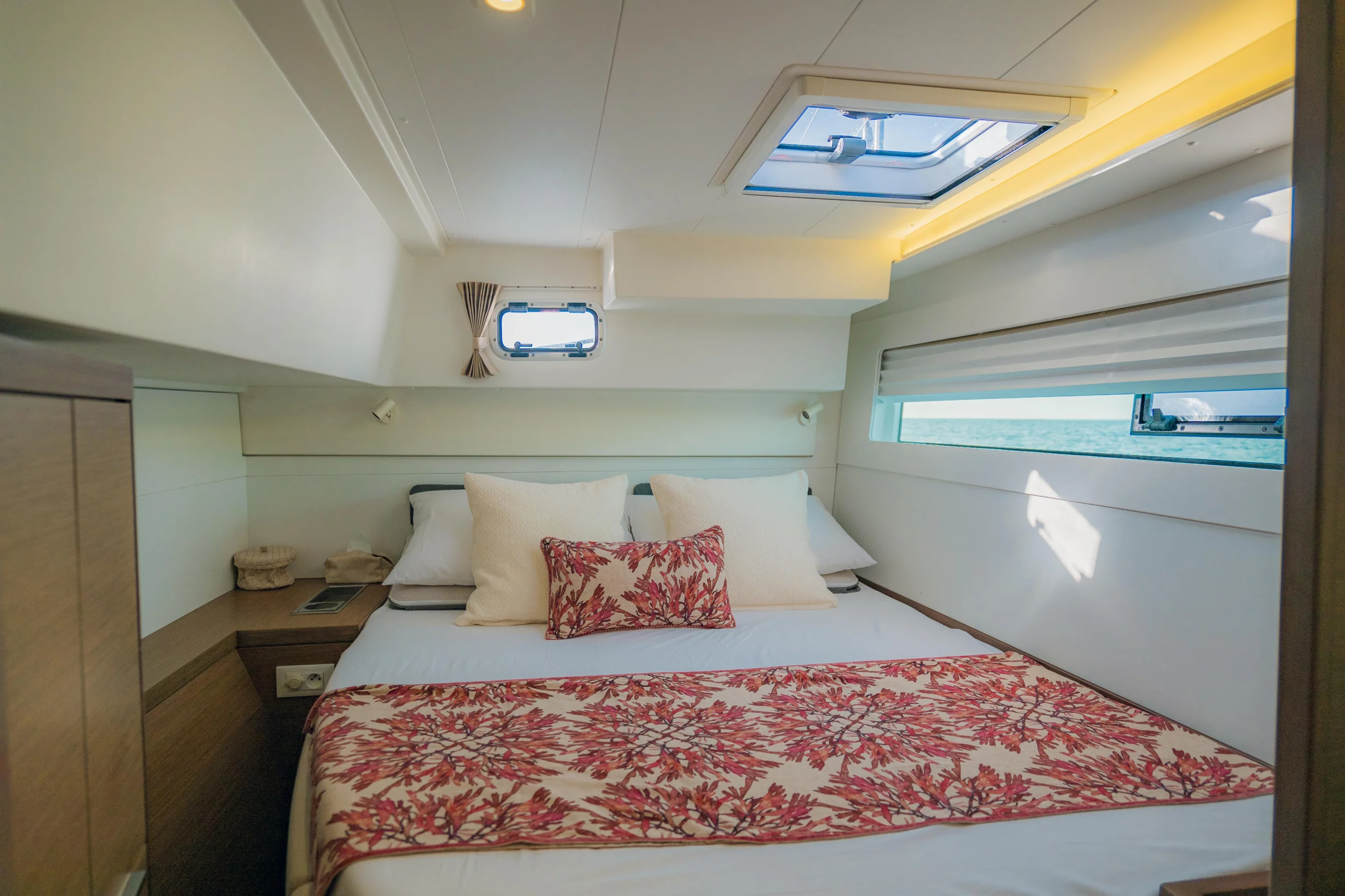 Lagoon 40 (Sail La Vie)  - 3