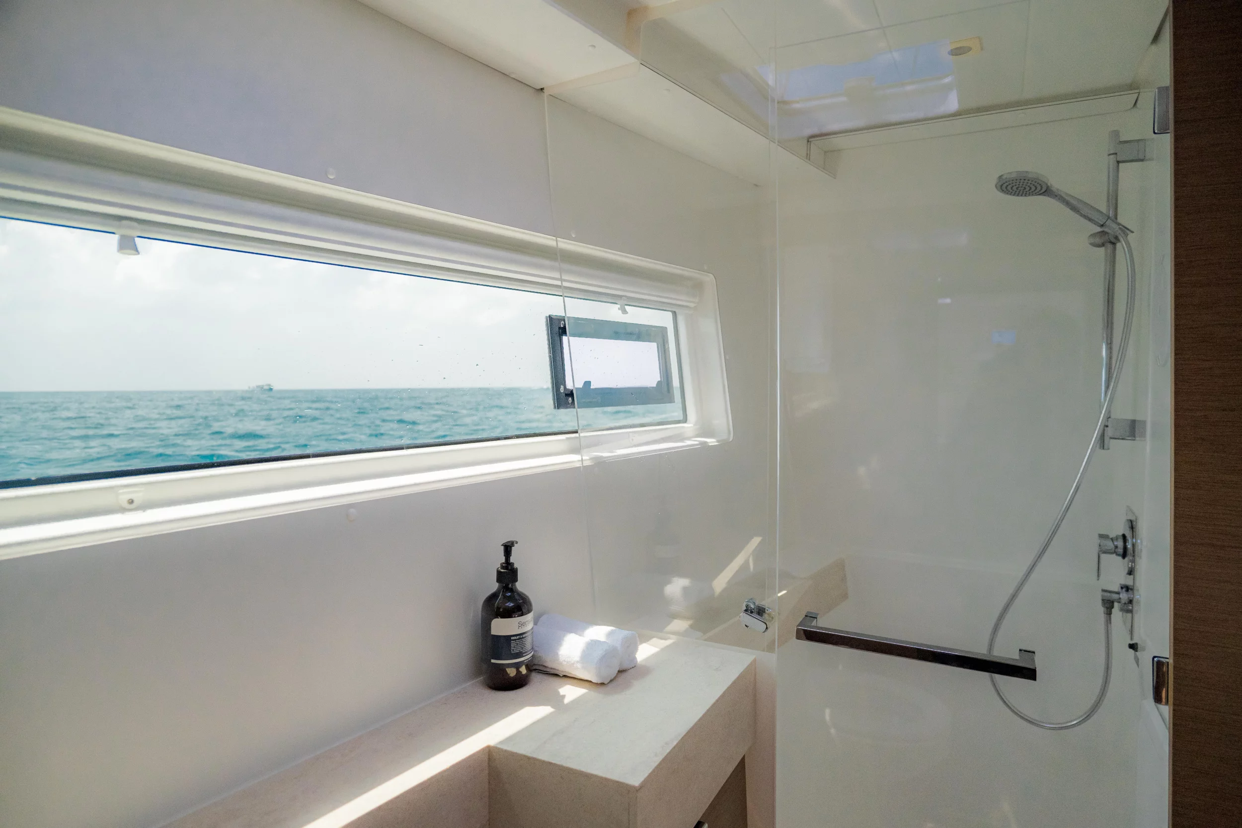 Lagoon 40 (Sail La Vie)  - 12