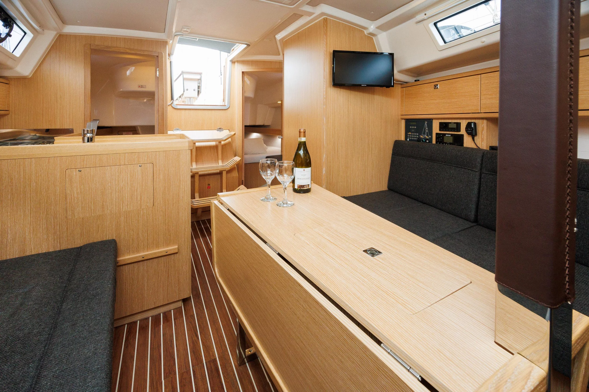 Bavaria Cruiser 34 Style (Roko)  - 7