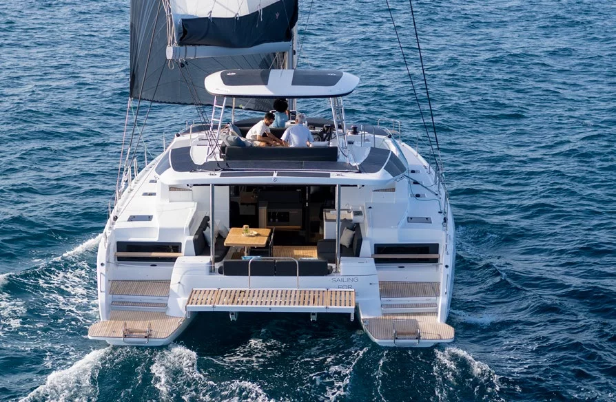Lagoon 51 (Babalu)  - 14