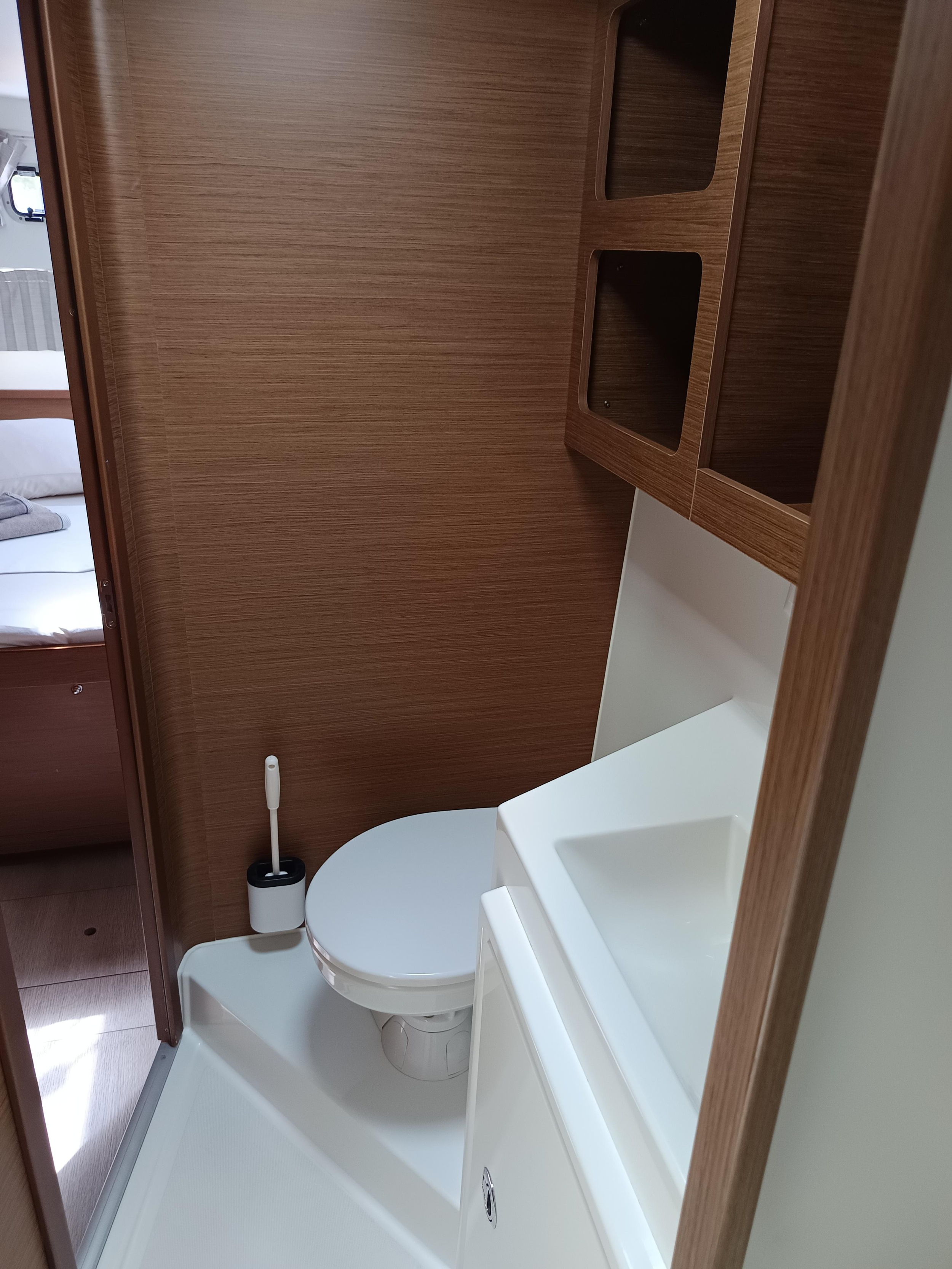 Lagoon 42 — photo 23