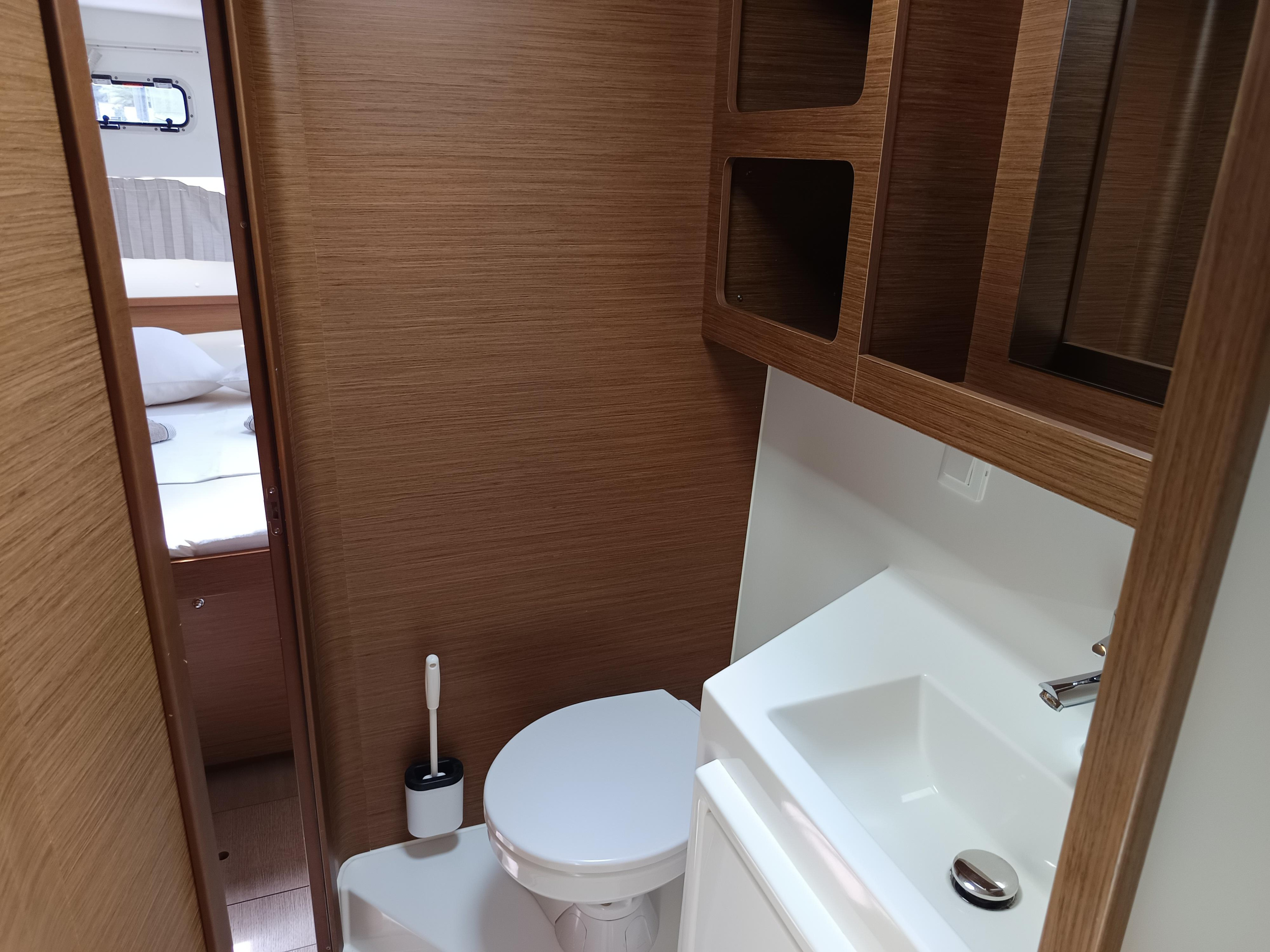 Lagoon 42 — photo 21