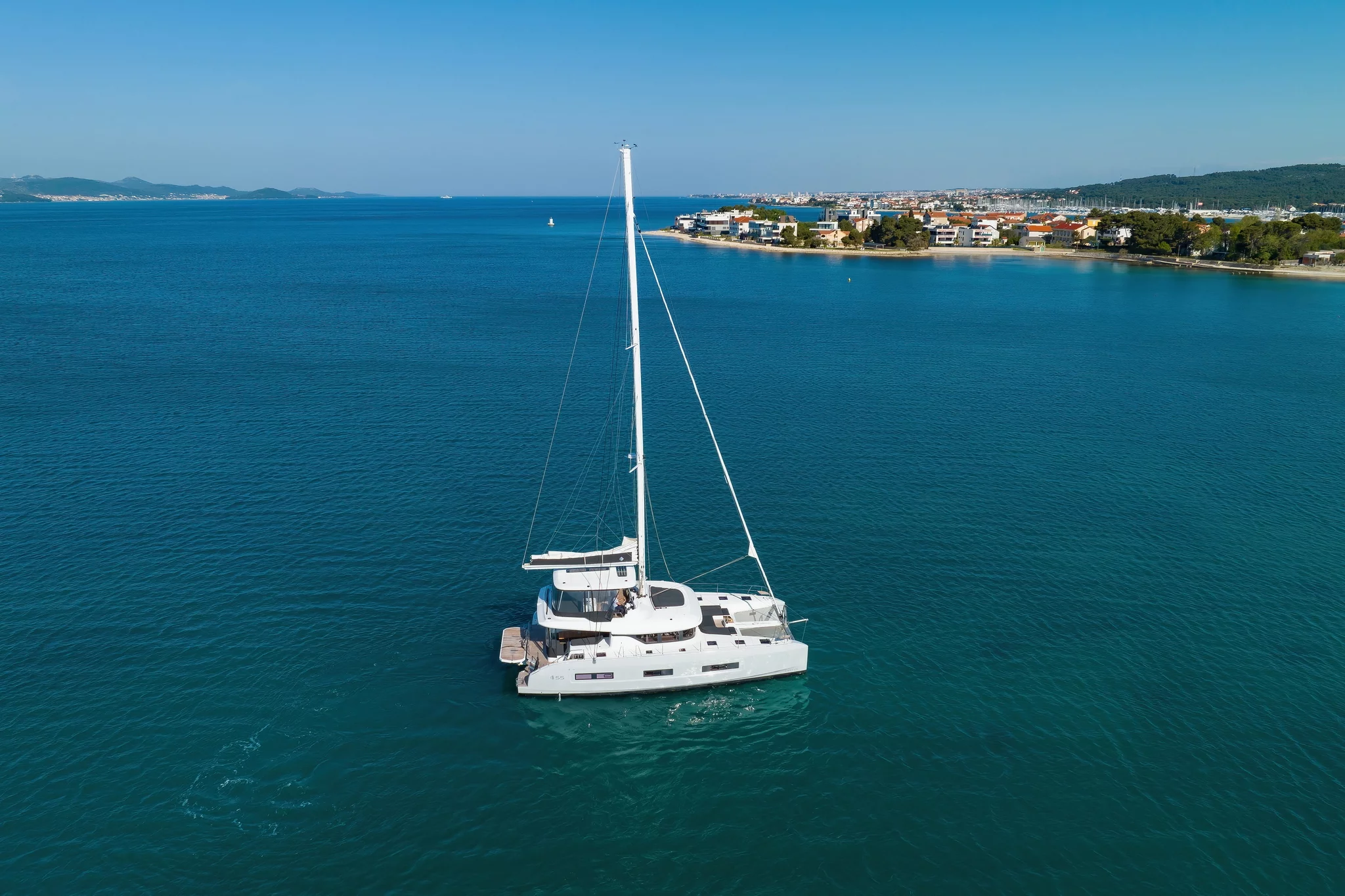 Lagoon 55 (CHAMPAGNE PLEASE)  - 26