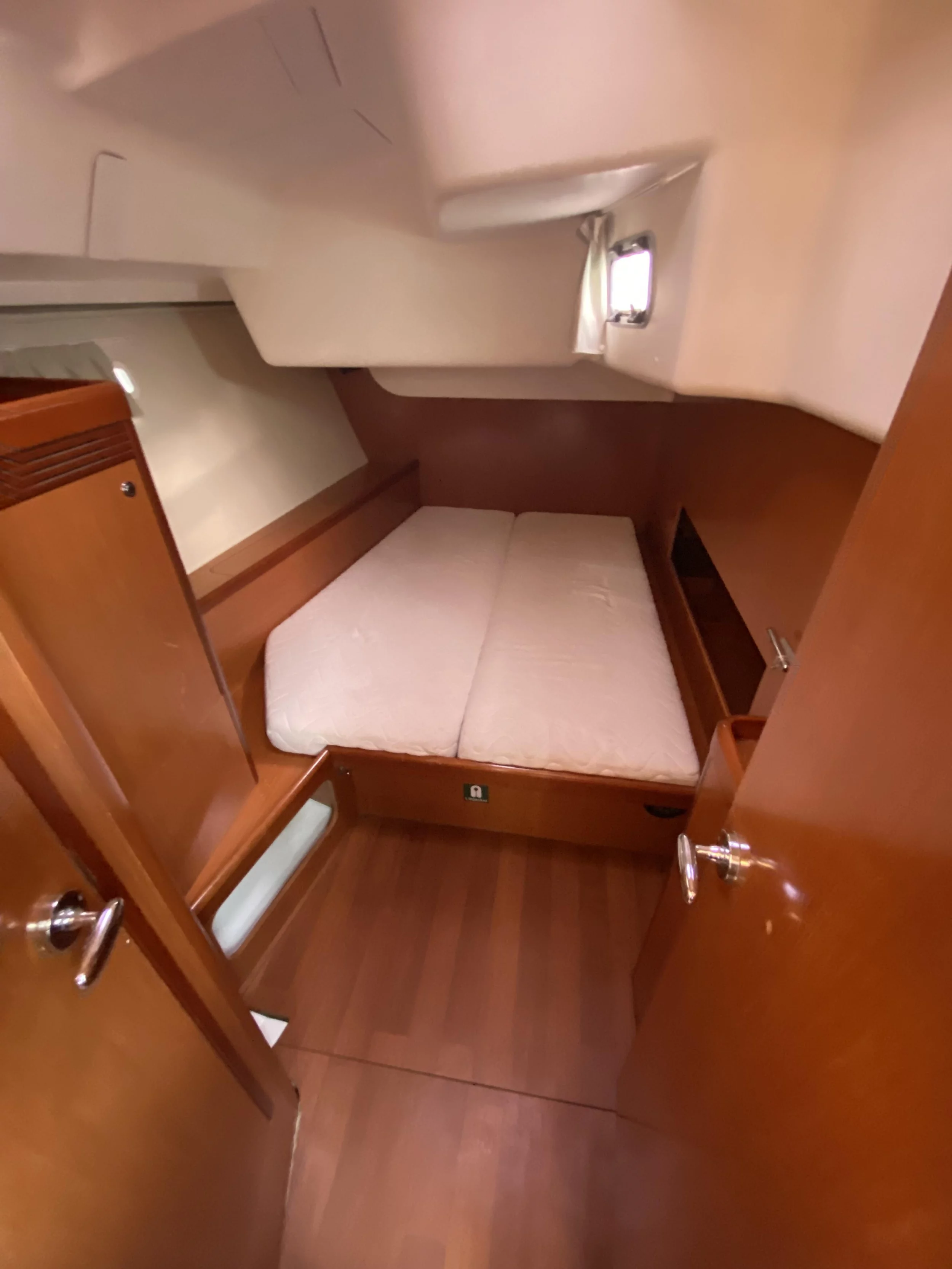 Oceanis 54 (Valasia)  - 8
