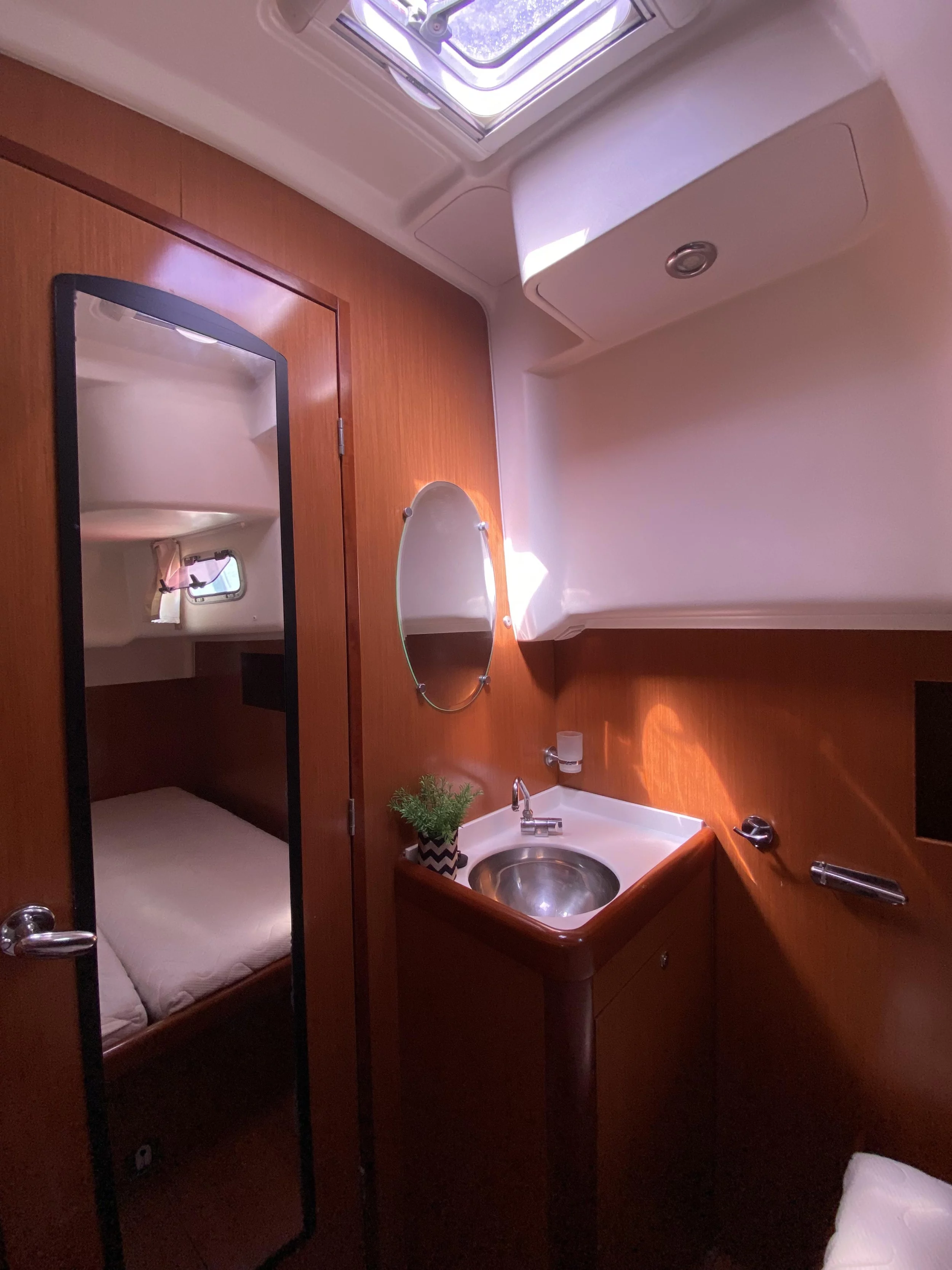Oceanis 54 (Valasia)  - 10
