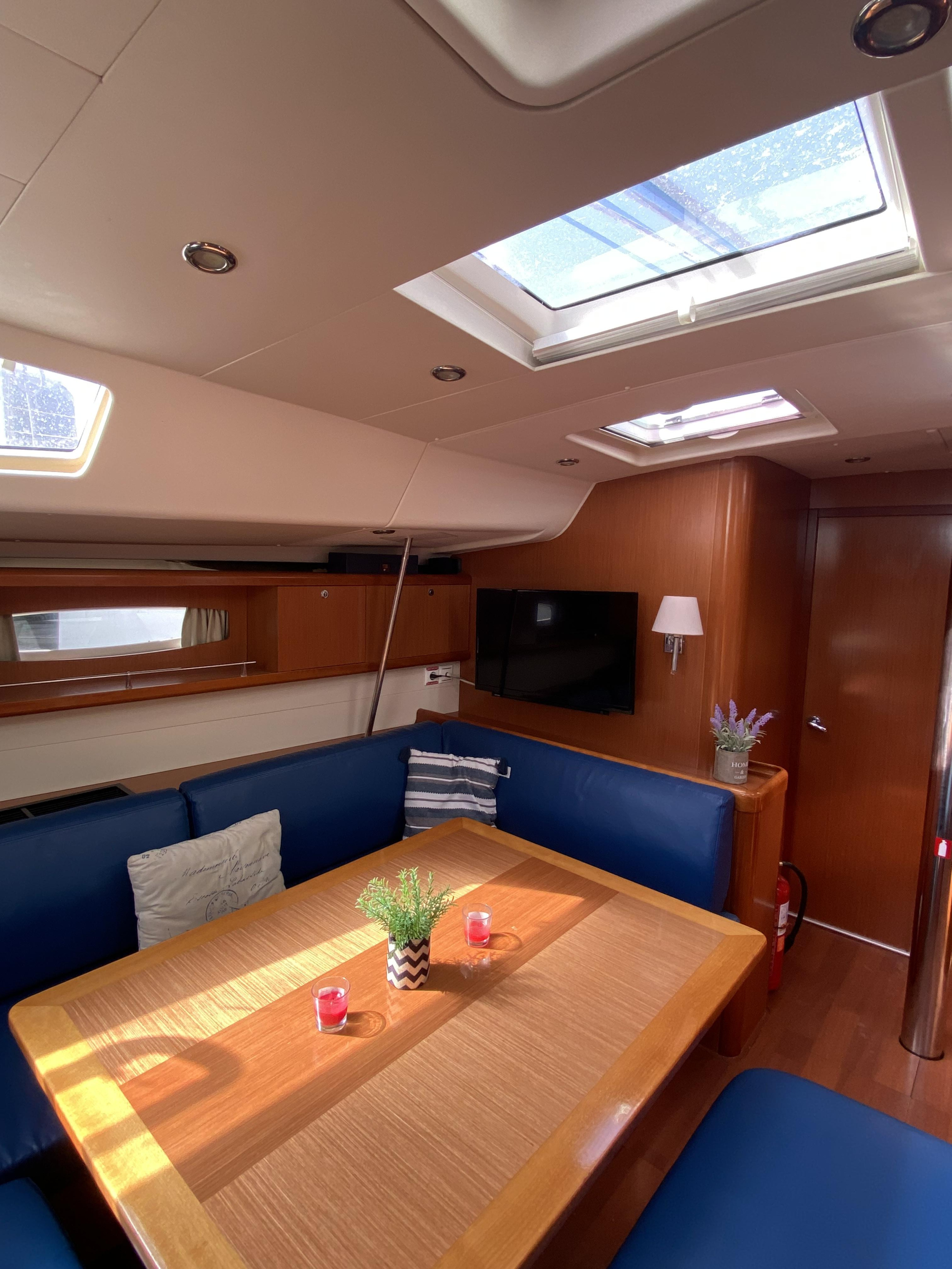 Photo #14 - Oceanis 54 (Valasia) en Eleusis - 17292
