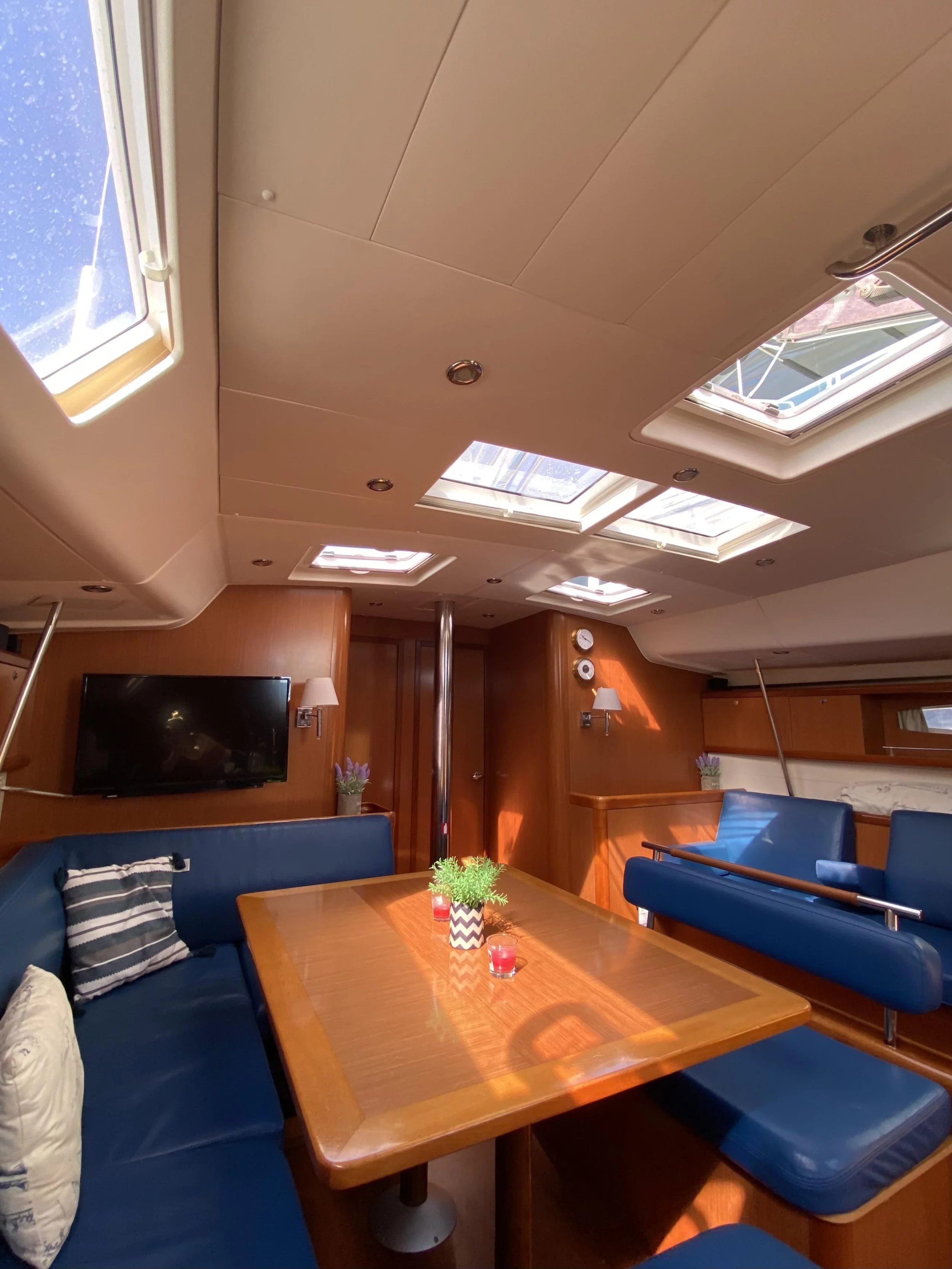 Oceanis 54 (Valasia)  - 4