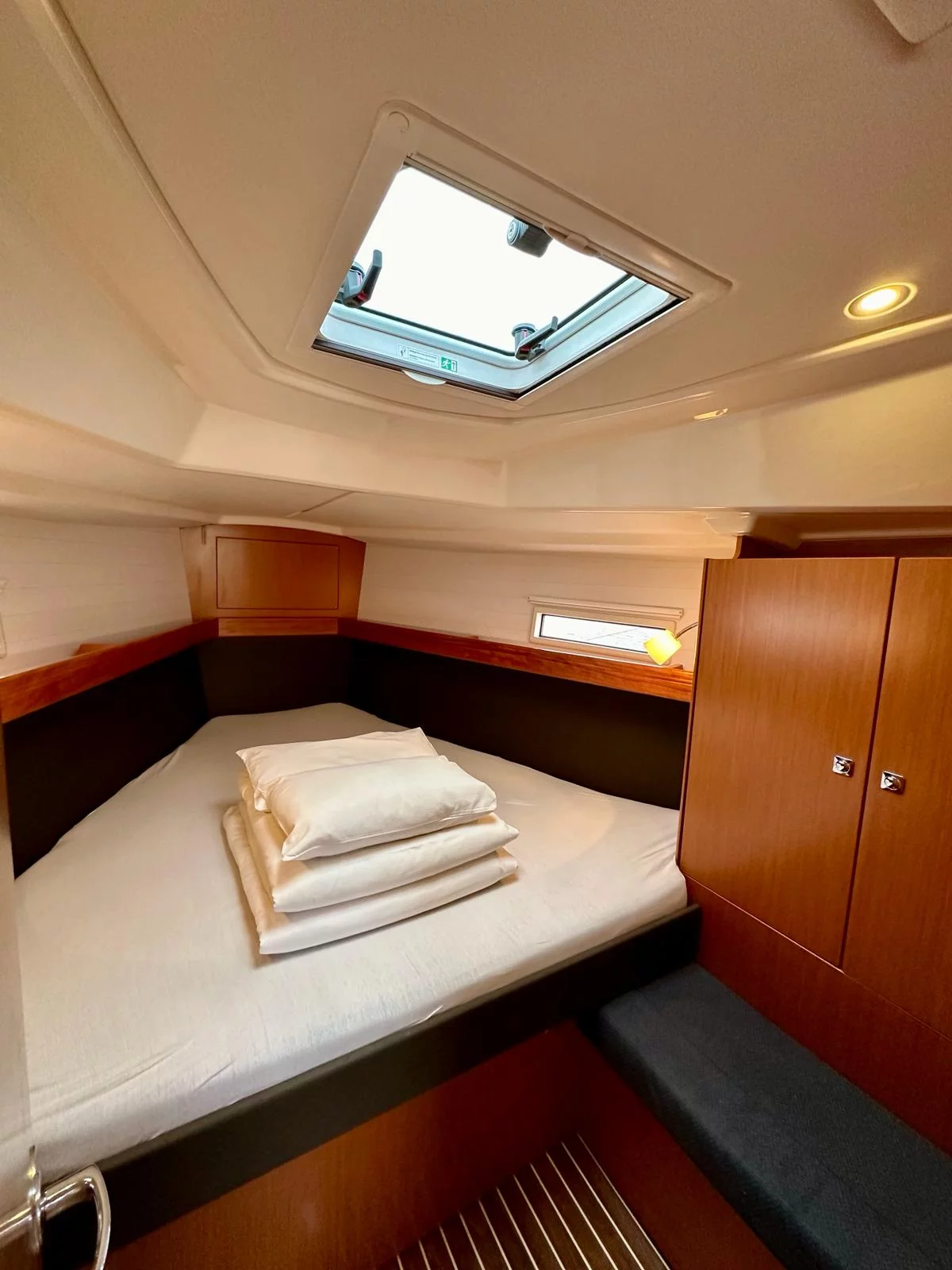 Bavaria Cruiser 37 (Maestral)  - 2