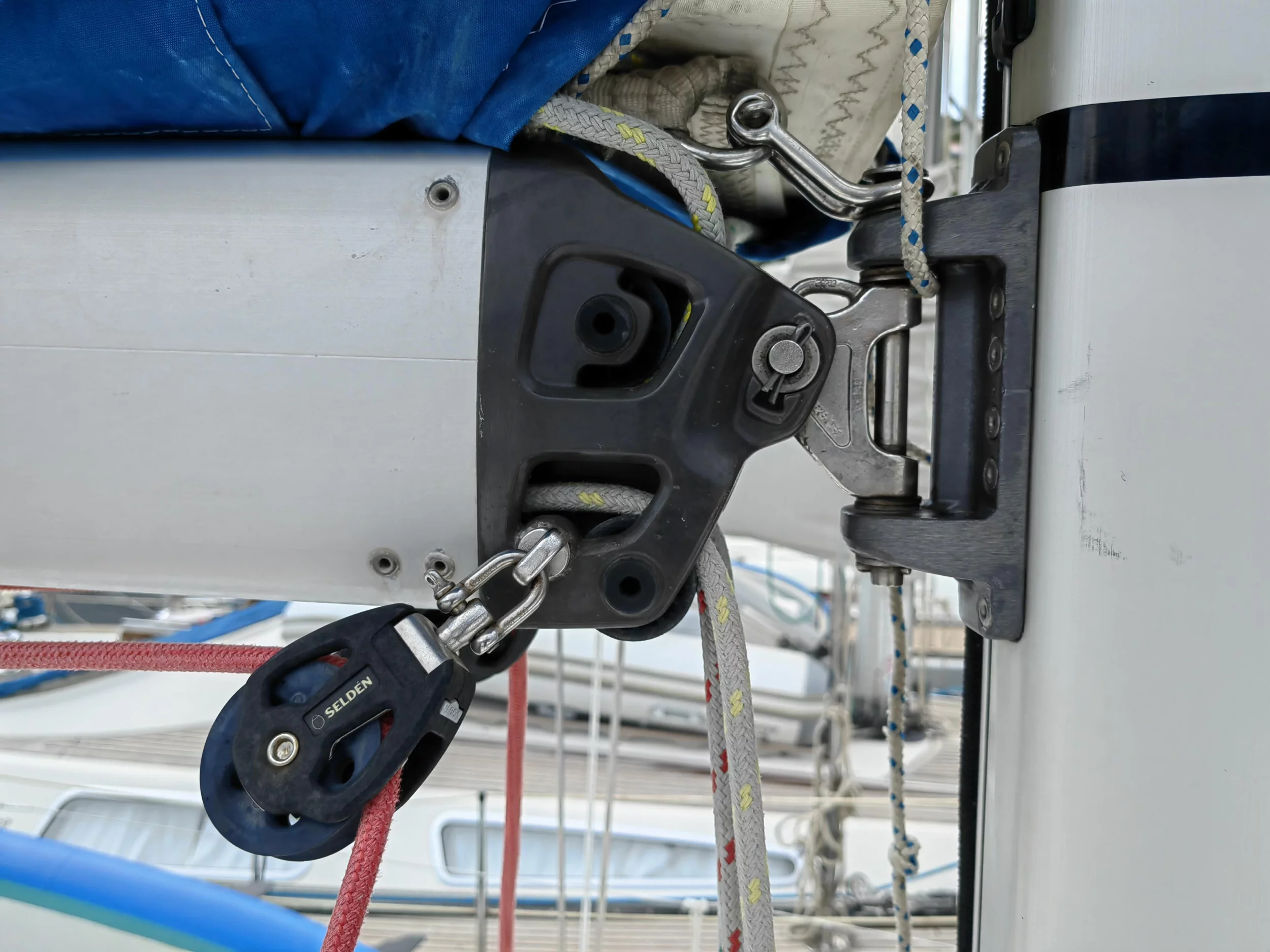 Sun Odyssey 389 (Islanders)  - 13