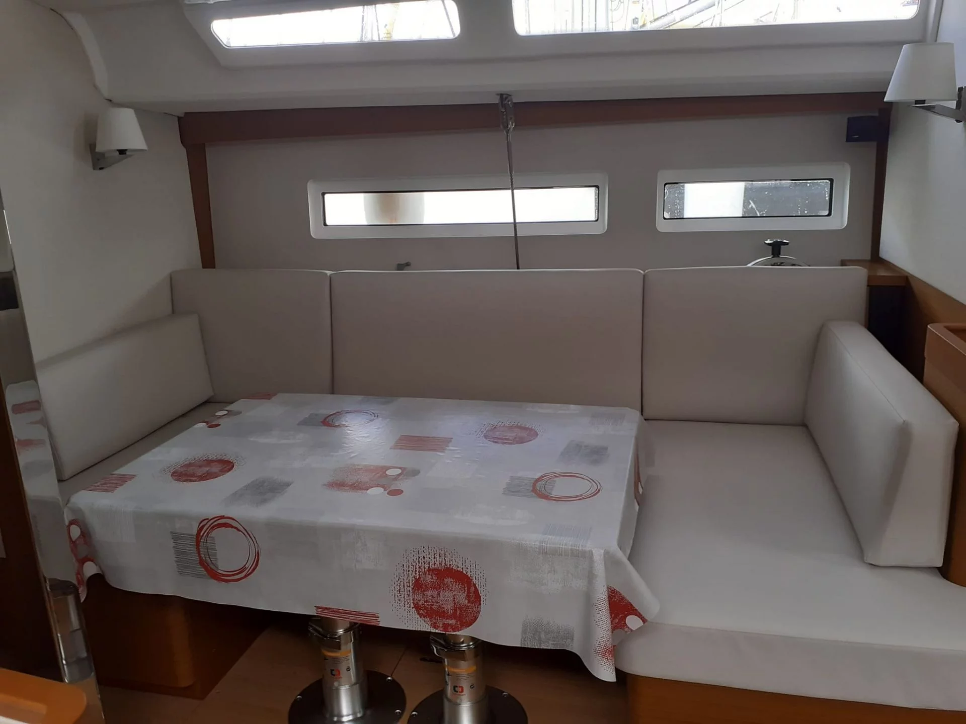 Sun Odyssey 440 (Kerseli)  - 8