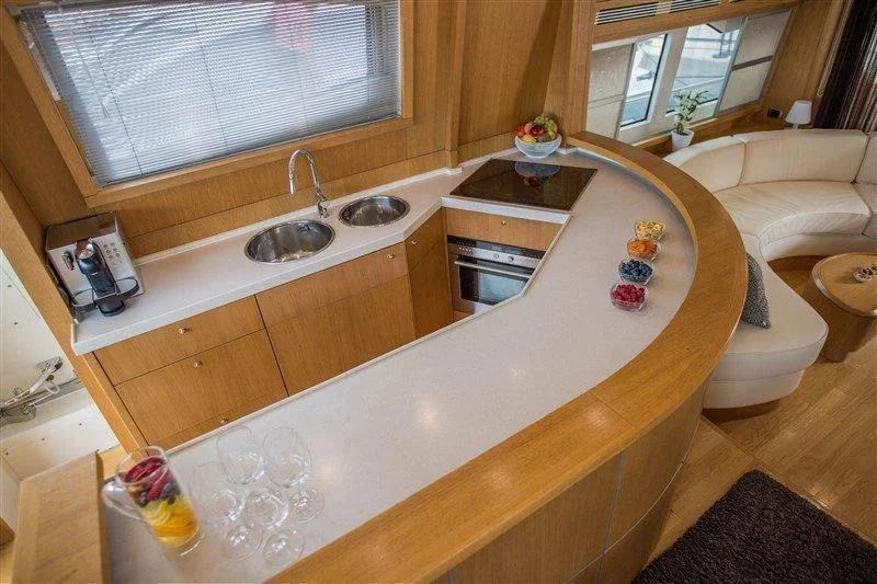 Abacus 70 (Malibu)  - 20