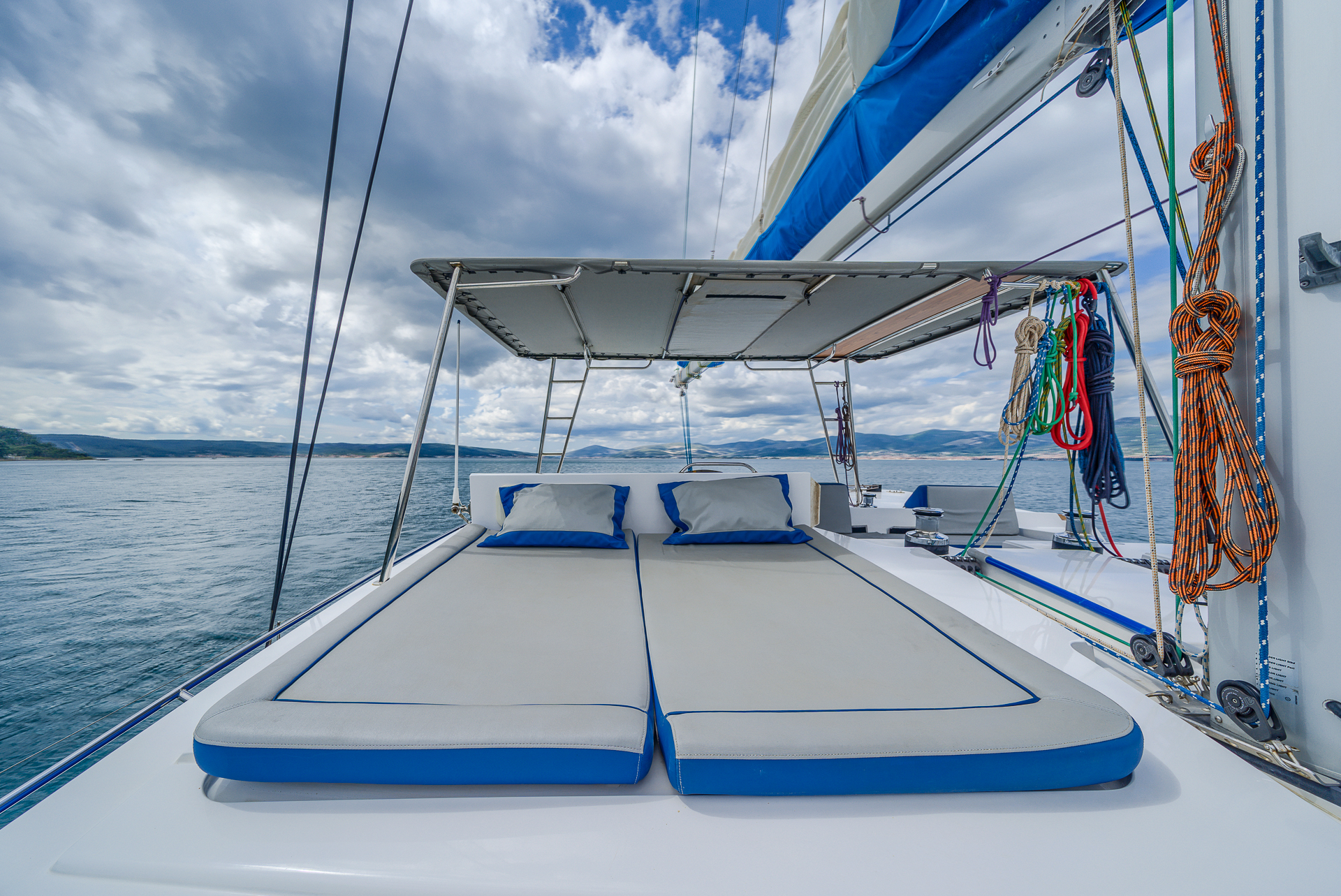 Photo #2 - Luna 49 (Blue) in Split - 18250