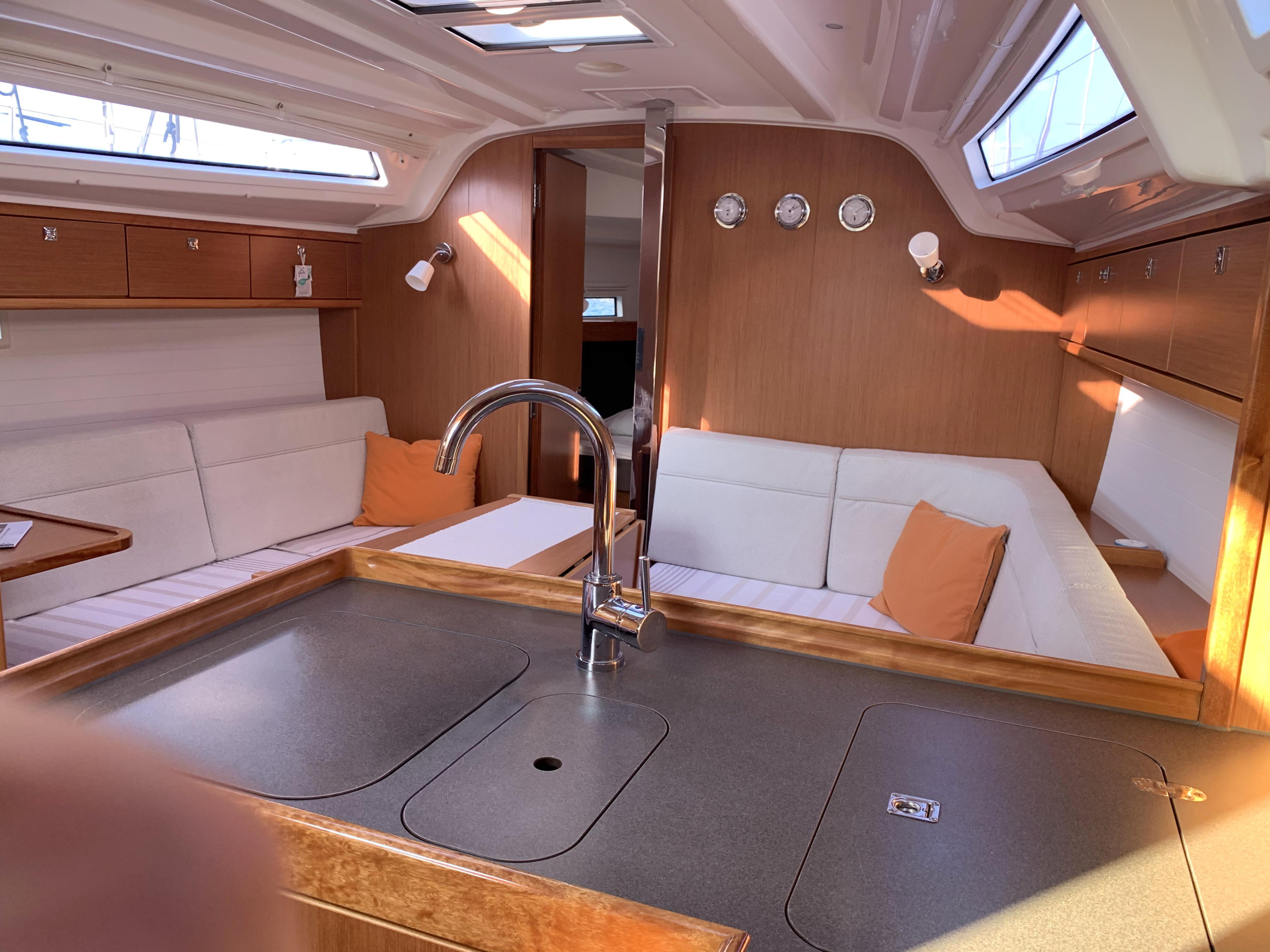 Photo #6 - Bavaria 37 (Roger Rabbit) in Fethiye - 22139