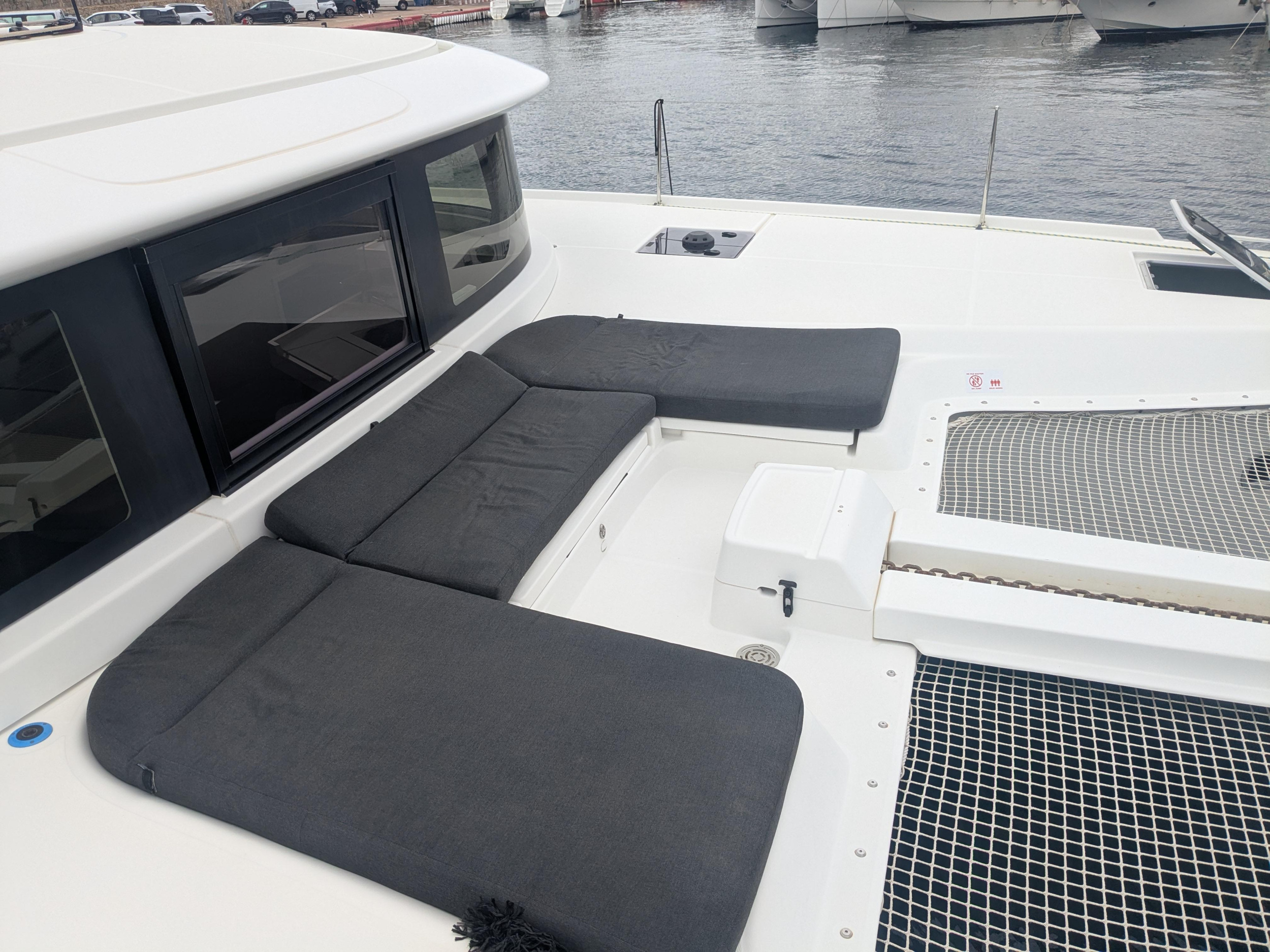 LAGOON 46 — photo 15