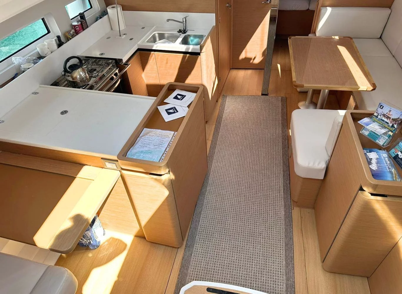 Sun Odyssey 440 (North Wind 44)  - 7
