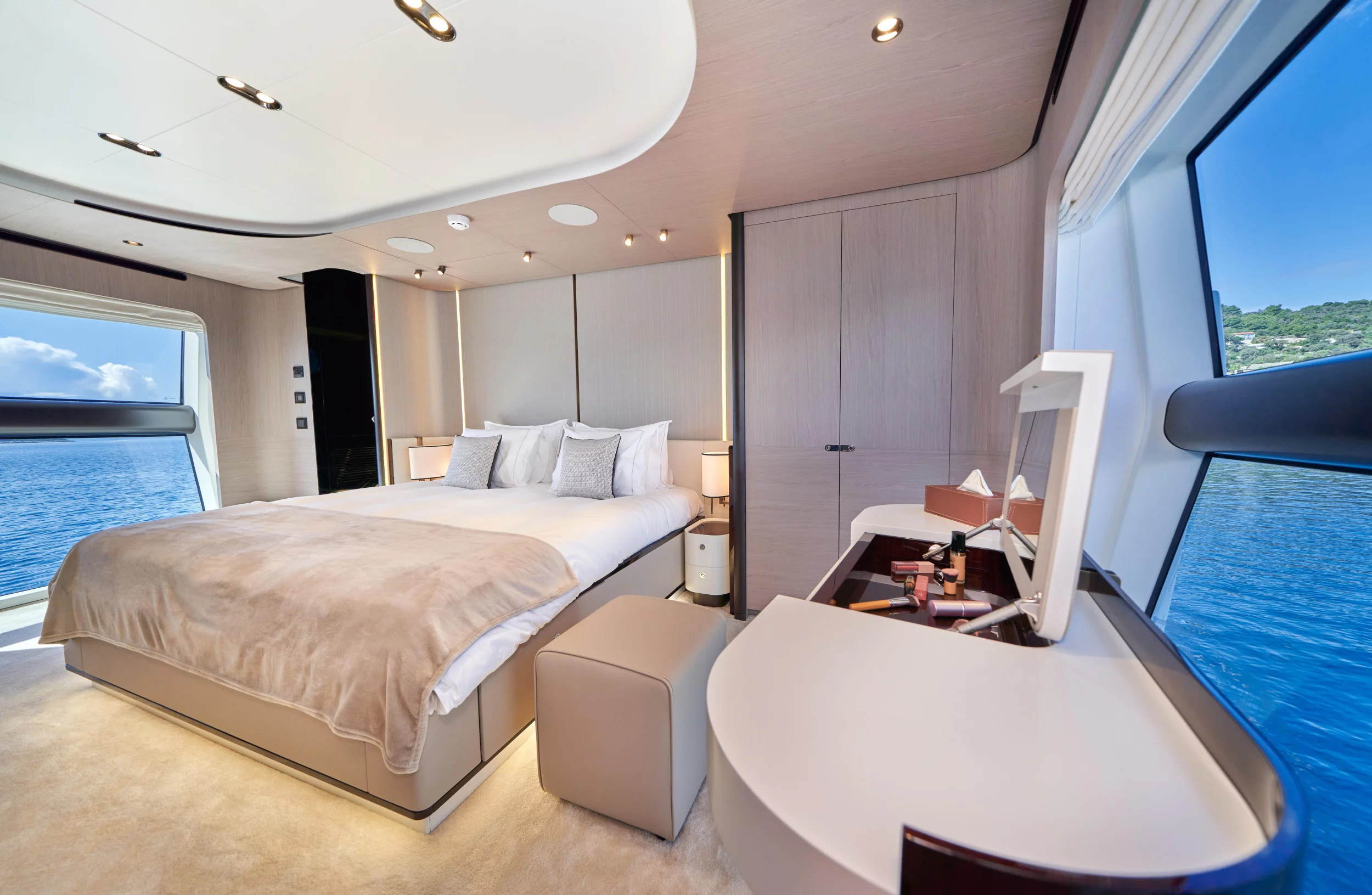 Azimut Grande 27 (ALUMINIA TOO)  - 28