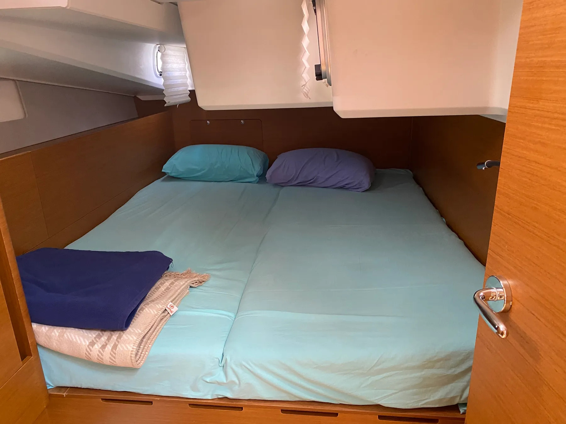 Photo #3 - Sun Odyssey 490 (Elenor) in Fethiye - 22183