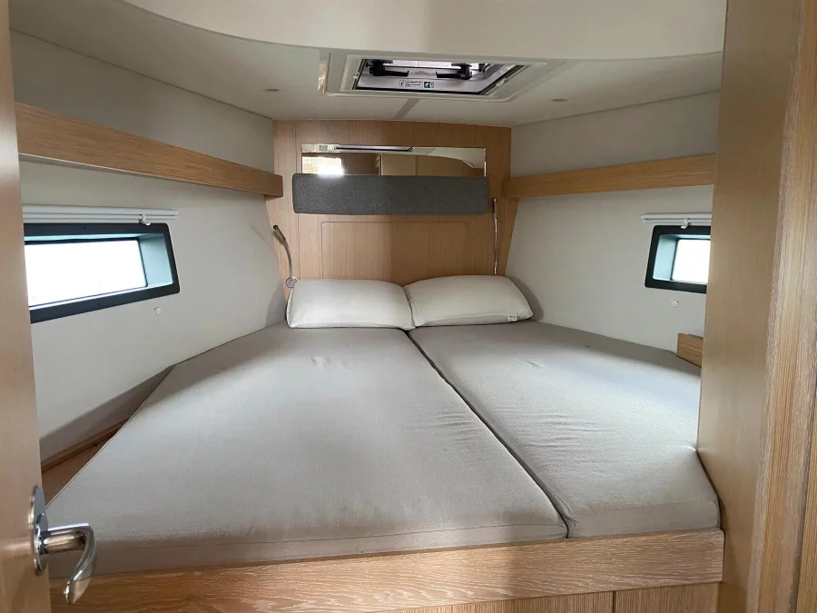 Bavaria C42 (Past)  - 1