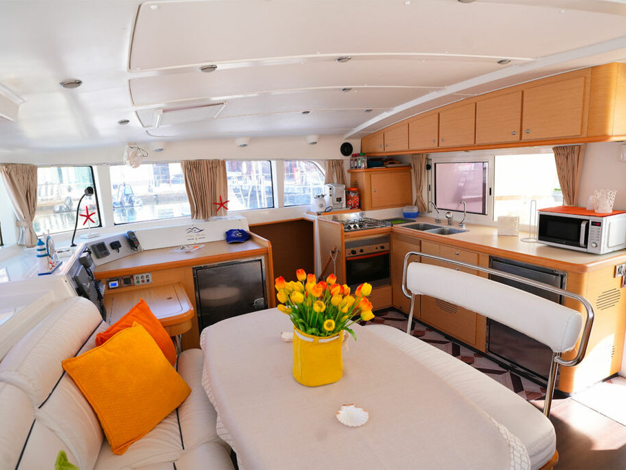 Photo #4 - Lagoon 440 (Marlin) en Naples - 22199