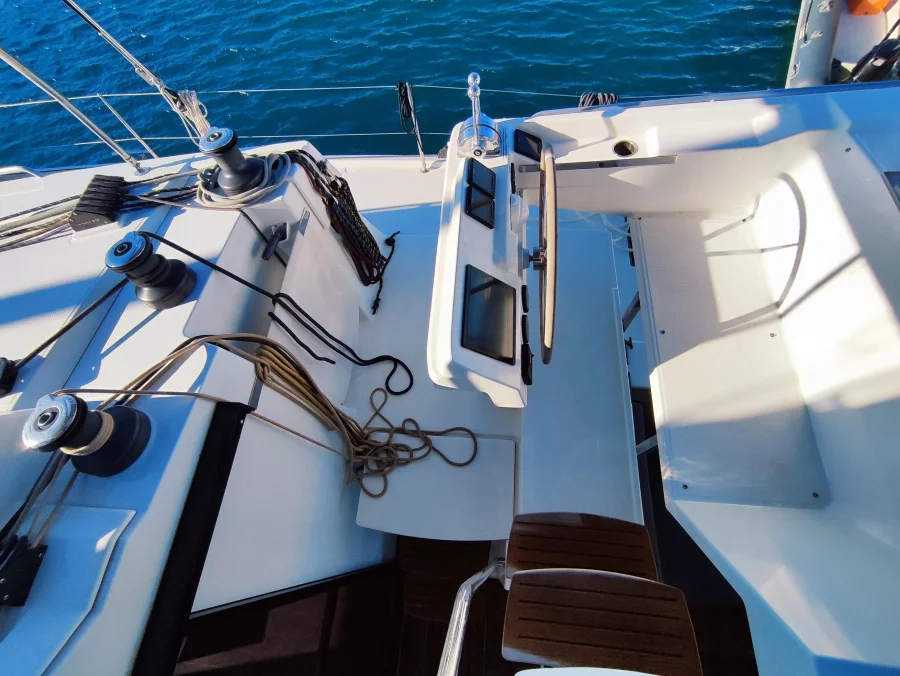 Elba 45 (Phoebe)  - 1