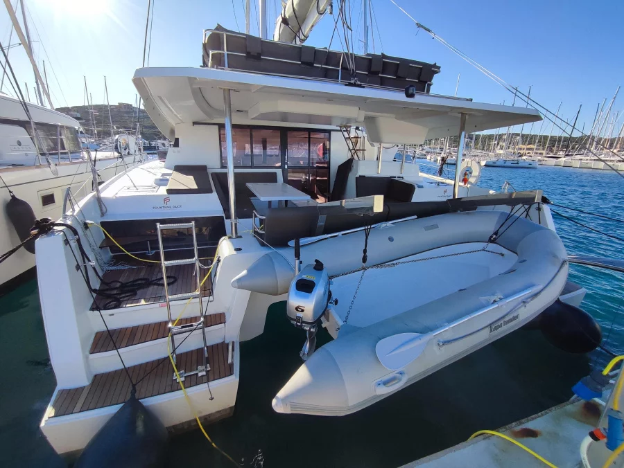 Elba 45 (Phoebe)  - 25