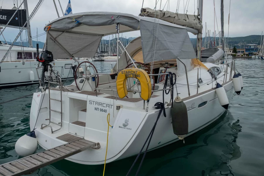 Oceanis 43 (Starcat)  - 10