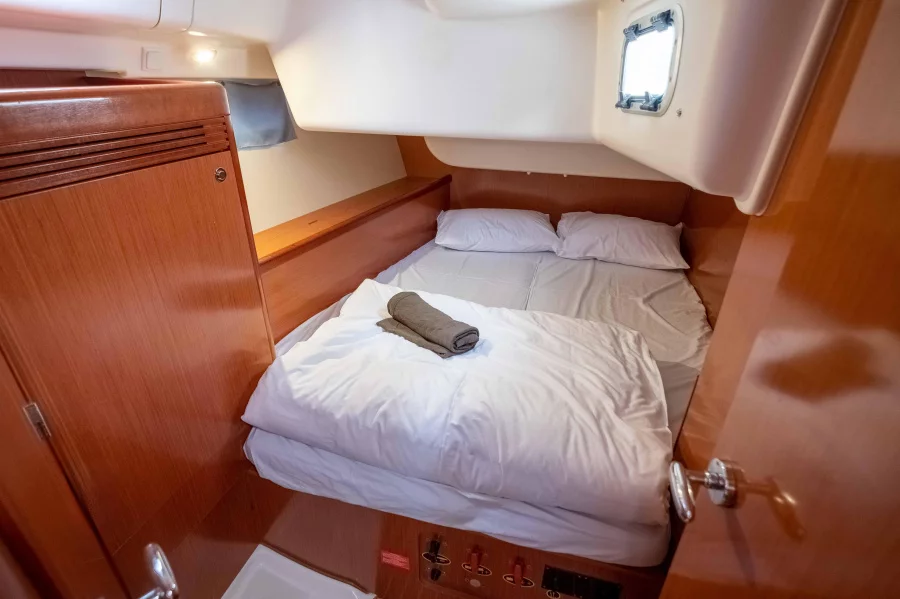 Oceanis 43 (Starcat)  - 5