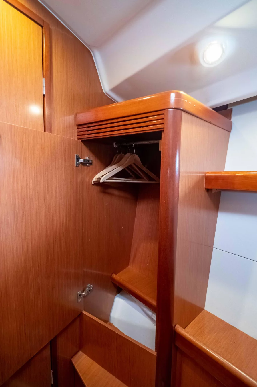 Oceanis 43 (Starcat)  - 25