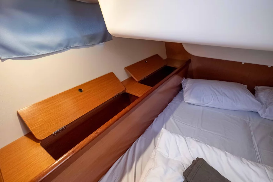 Oceanis 43 (Starcat)  - 23
