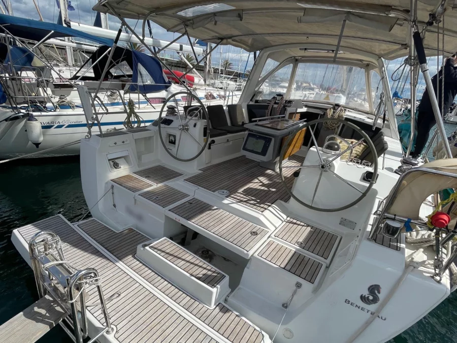 Oceanis 41 (Chamba) Main image - 0
