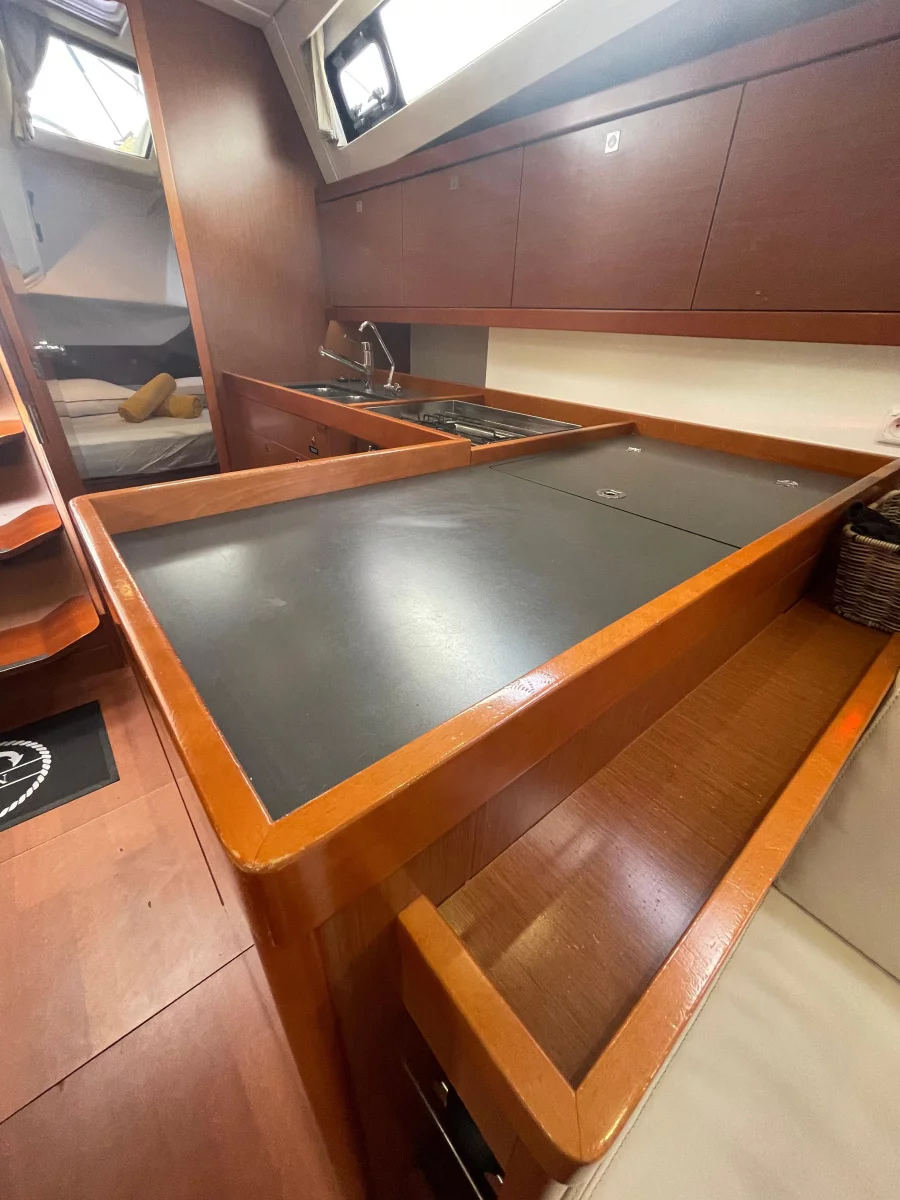 Oceanis 41 (Chamba)  - 12