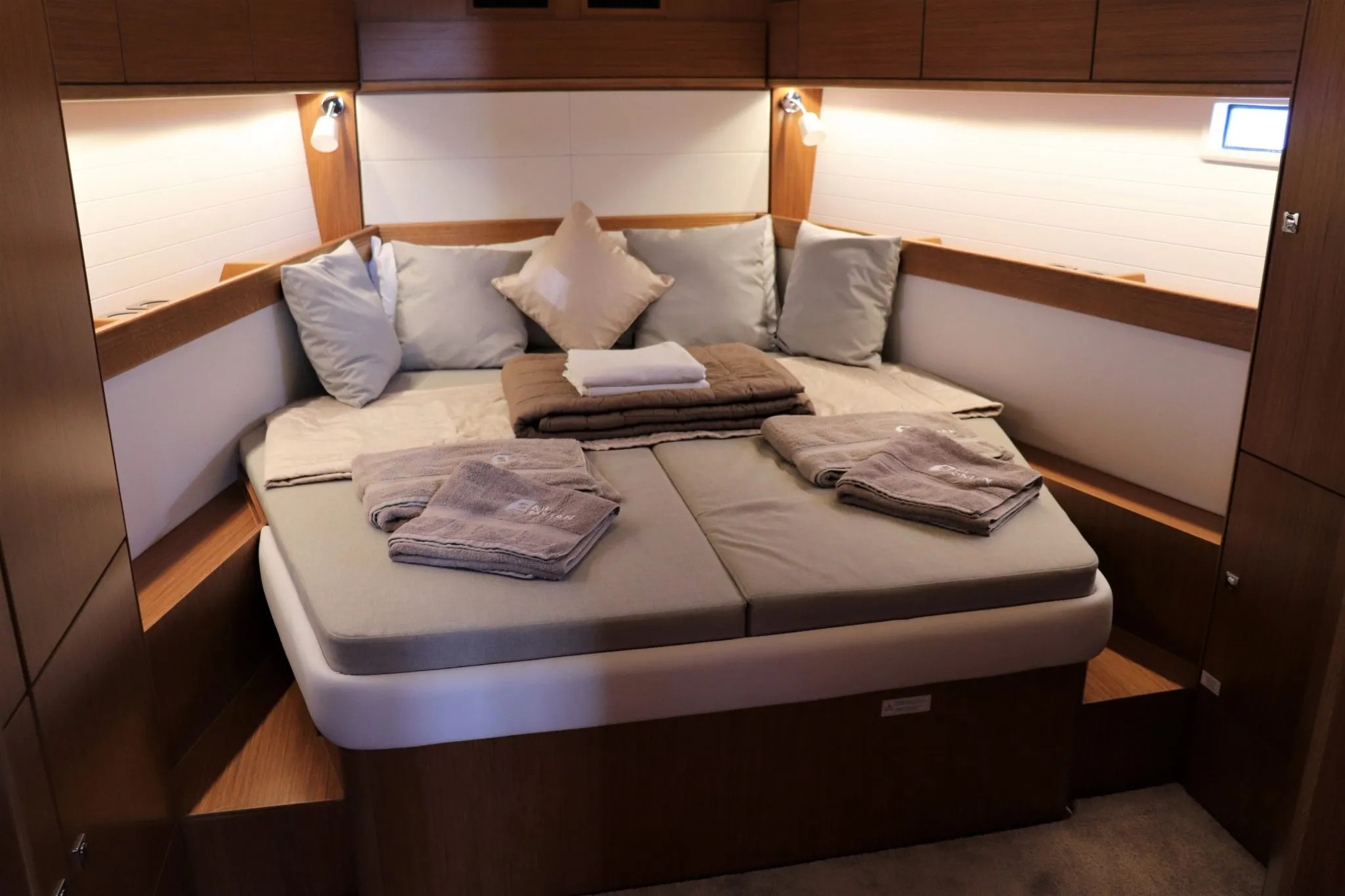 Photo #13 - Bavaria Cruiser 46 Style (Slip Stream) en Lefkada - 22245