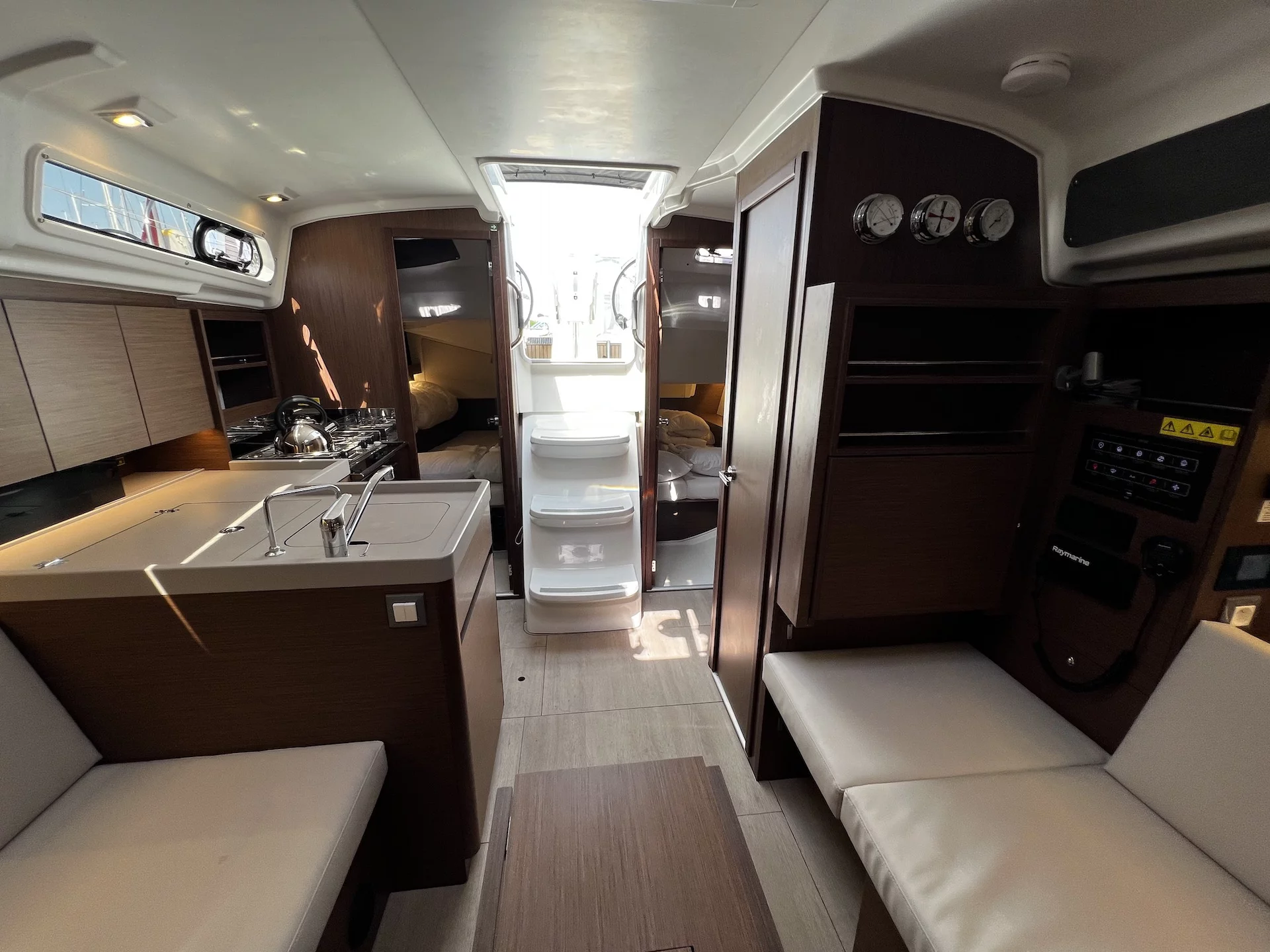Oceanis 34.1 (Clara)  - 6