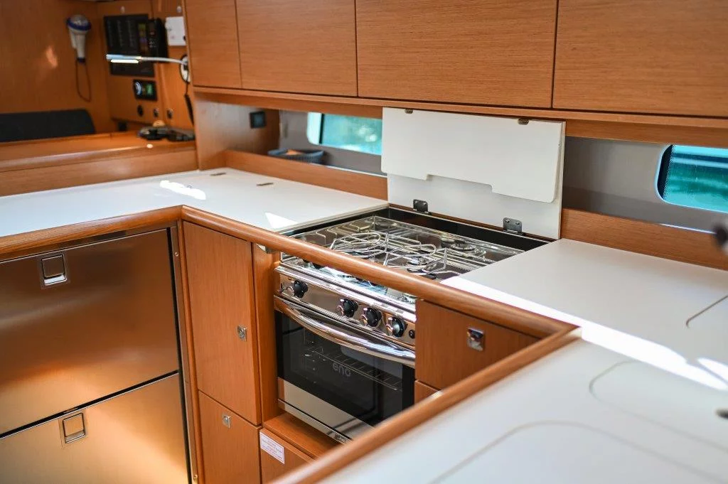 Bavaria C46 (BOSUN)  - 10