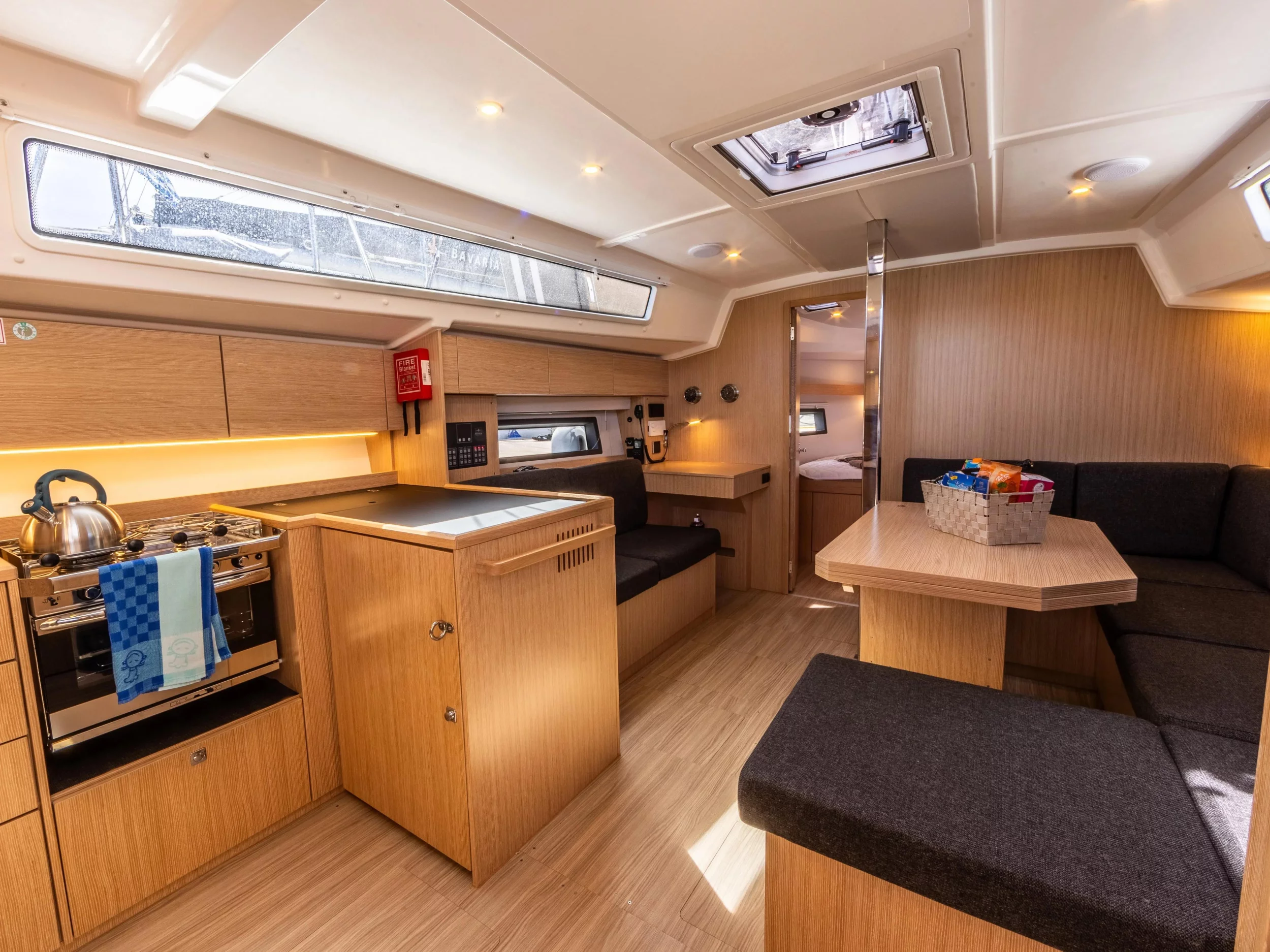 Bavaria C42 (Talisman) Interior image - 2