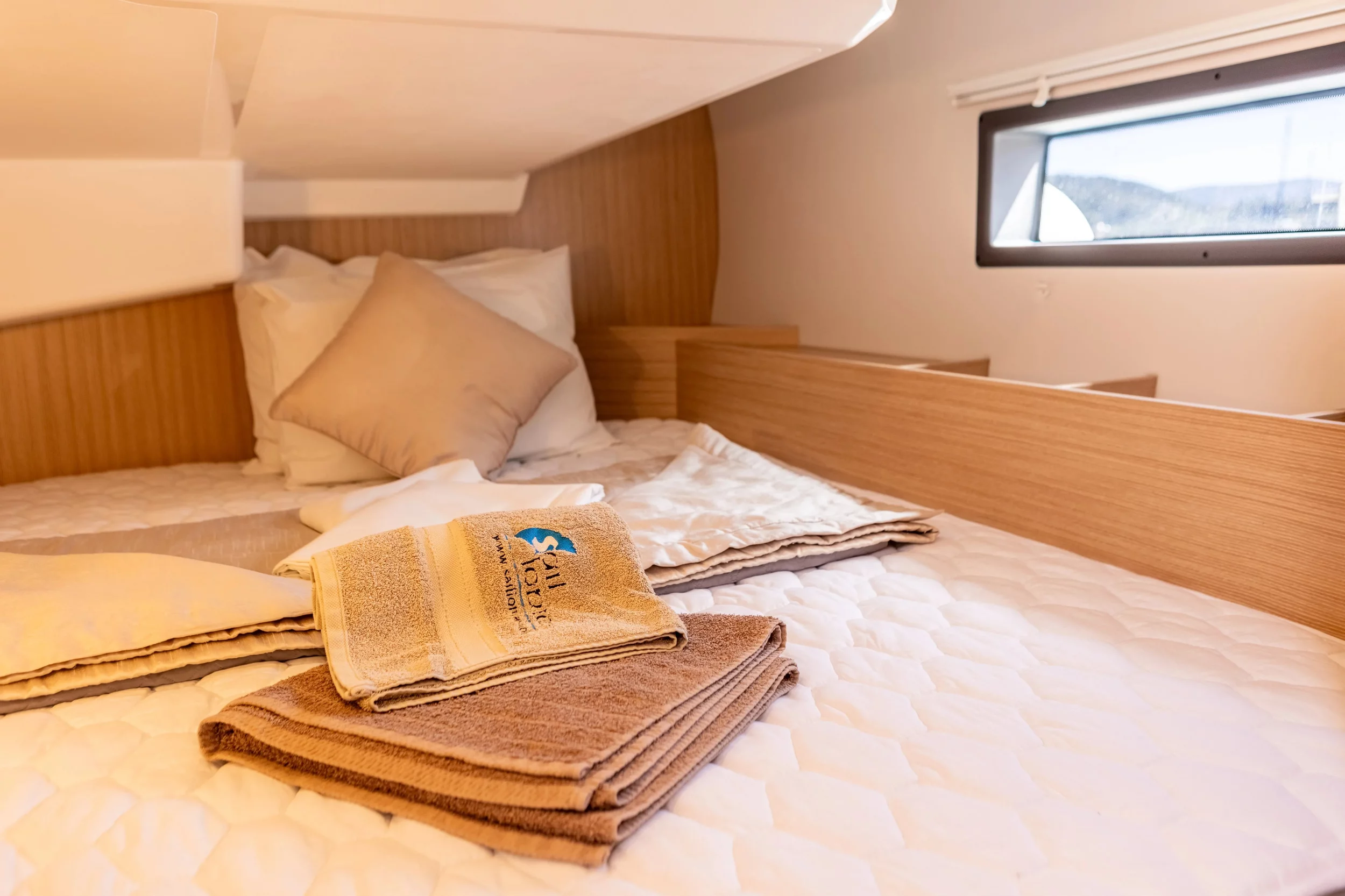 Bavaria C42 (Talisman)  - 4