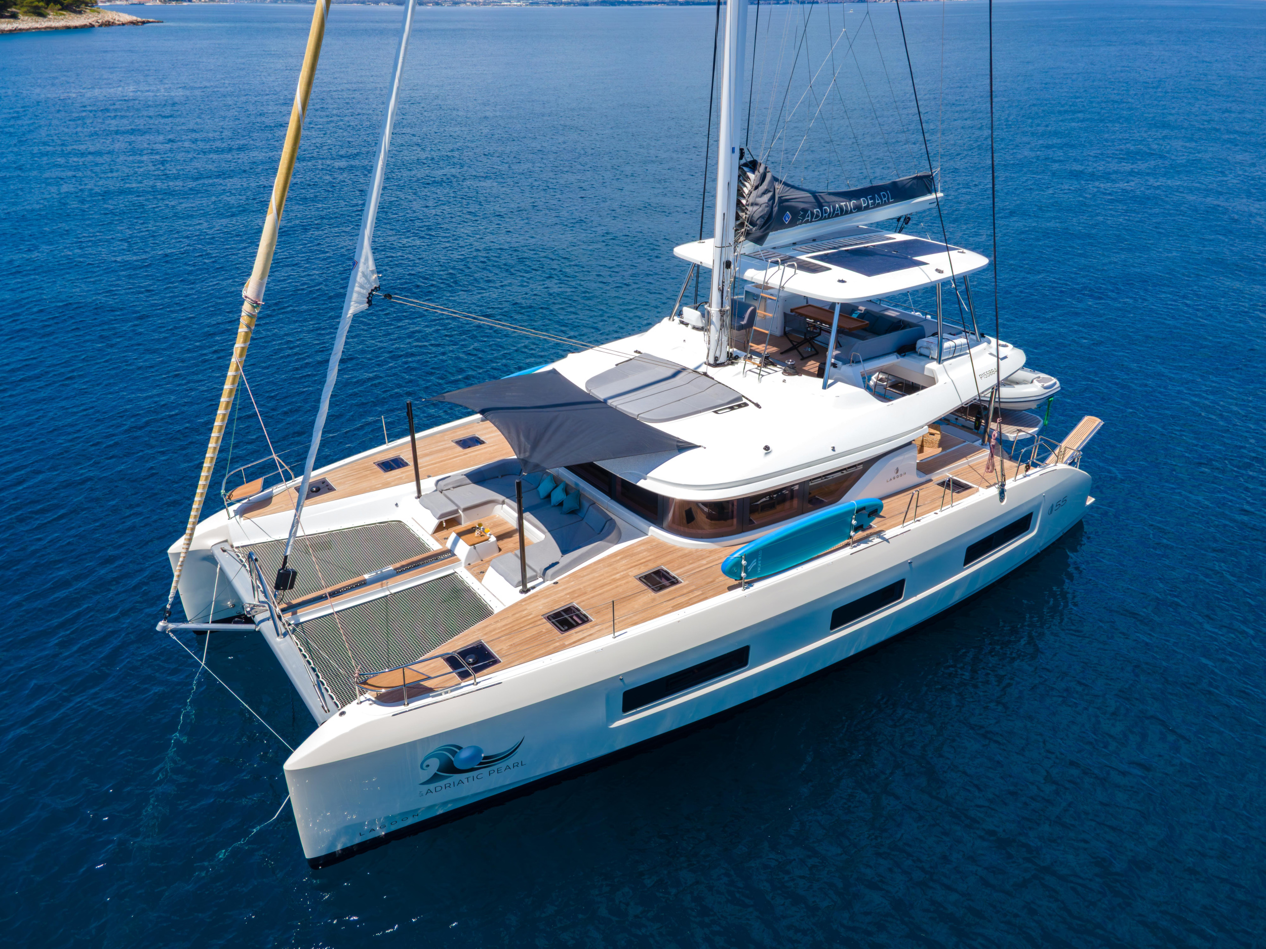 Lagoon 55 — photo 1