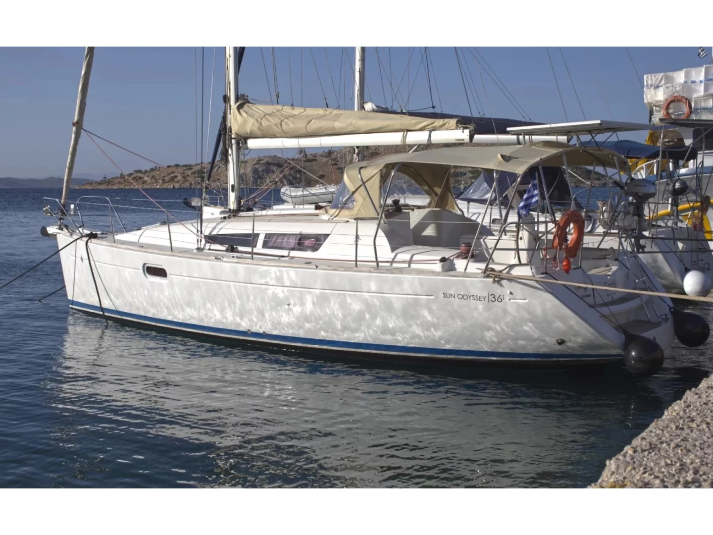 Sun Odyssey 36i (Candy) Main image - 0