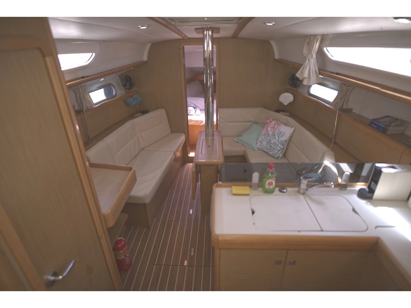 Photo #13 - Sun Odyssey 36i (Candy) en Pachi - 22864