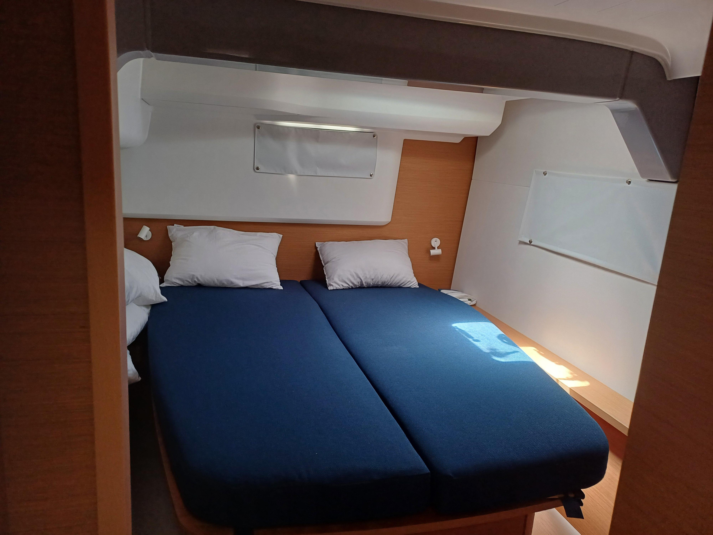 Photo #10 - Isla 40 (Nona) in Preveza - 21323