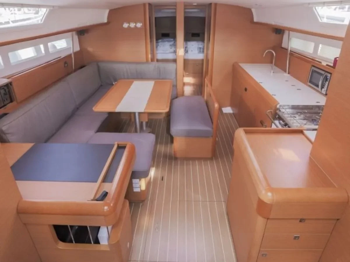 Sun Odyssey 519 (Elise of Sweden) Interior image - 16